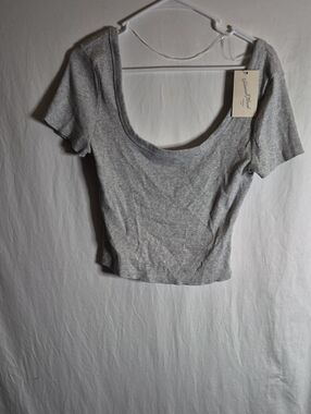 Universal Thread Heather Gray Ribbed Scoop Crop Top